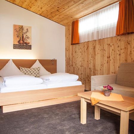 Gasthof Zum Goldenen Loewen Nauders Extérieur photo