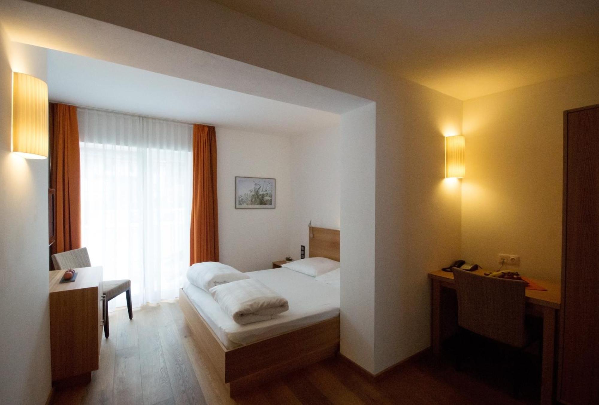 Gasthof Zum Goldenen Loewen Nauders Extérieur photo